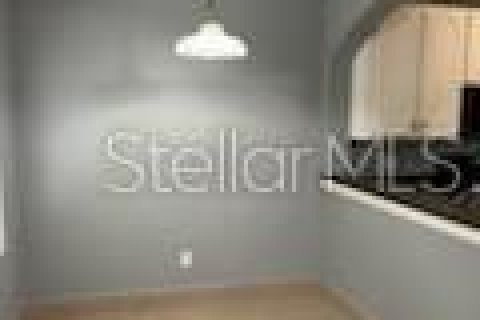 Townhouse in Orlando, Florida 4 bedrooms, 121.89 sq.m. № 2306697 - photo 3