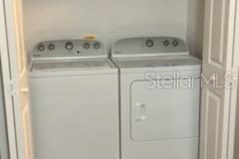 Townhouse in Orlando, Florida 4 bedrooms, 121.89 sq.m. № 2306697 - photo 13