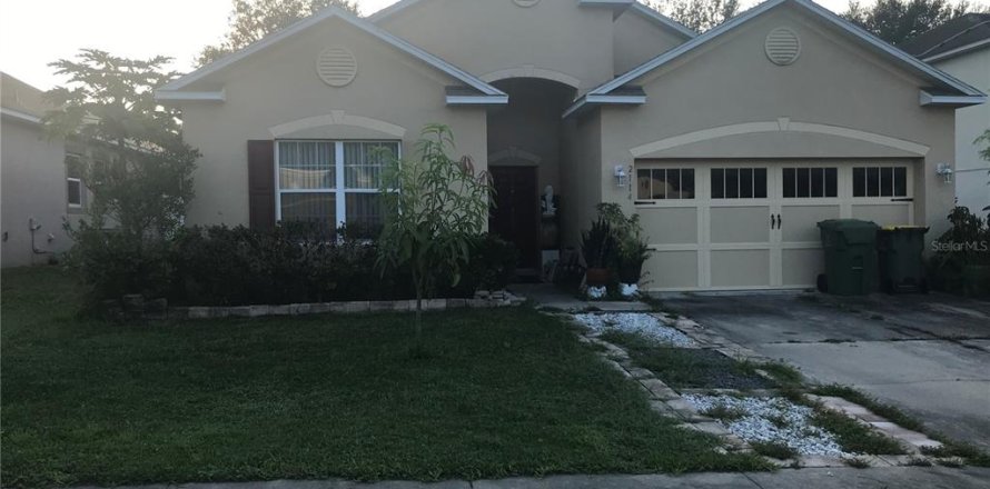 Villa ou maison à Leesburg, Floride 3 chambres, 172.33 m2 № 1901514