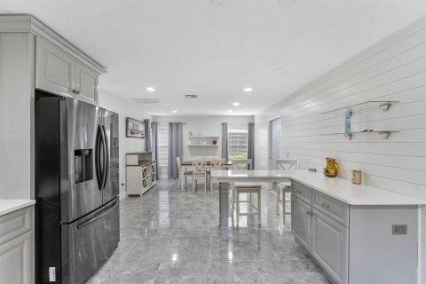 Villa ou maison à vendre à Lake Worth, Floride: 3 chambres, 171.4 m2 № 2431366 - photo 4