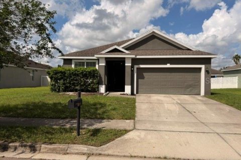 Villa ou maison à Davenport, Floride 3 chambres, 127.28 m2 № 2421904