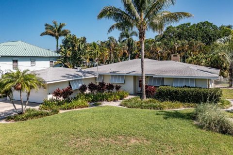 Casa en venta en Palmetto, Florida, 3 dormitorios, 185.06 m2 № 1815814 - foto 1