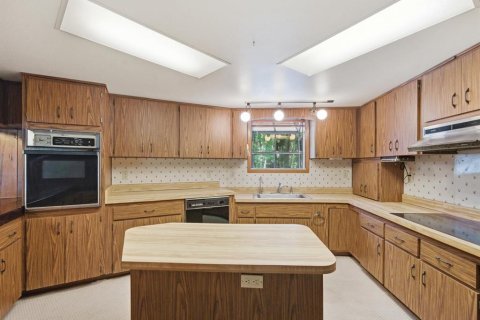Villa ou maison à vendre à Homosassa, Floride: 2 chambres, 236.16 m2 № 2234023 - photo 9