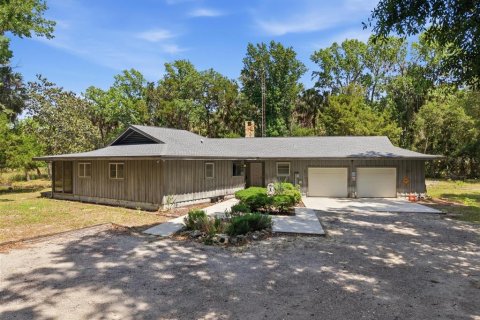 Casa en Homosassa, Florida 2 dormitorios, 236.16 m2 № 2234023