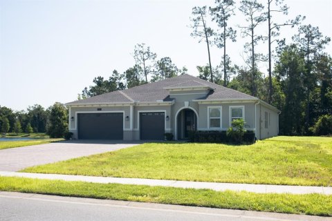 House in Oviedo, Florida 4 bedrooms, 244.89 sq.m. № 1755525 - photo 2