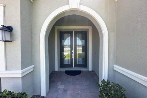 House in Oviedo, Florida 4 bedrooms, 244.89 sq.m. № 1755525 - photo 8