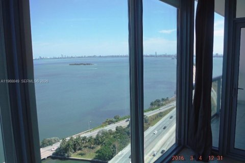 Купить кондоминиум в Майами, Флорида 1 спальня, 70.7м2, № 2029857 - фото 11