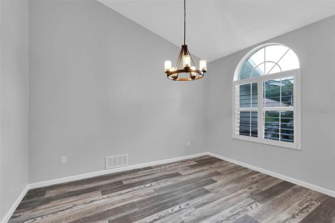 House in Palm Coast, Florida 4 bedrooms, 222.04 sq.m. № 1791873 - photo 6