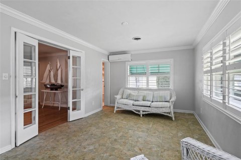 House in Winter Park, Florida 3 bedrooms, 169.73 sq.m. № 1517396 - photo 13