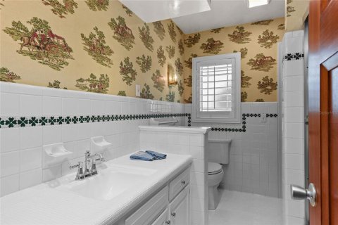 House in Winter Park, Florida 3 bedrooms, 169.73 sq.m. № 1517396 - photo 18