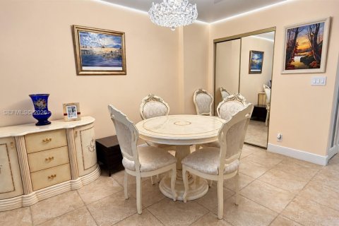 Copropriété à louer à Hallandale Beach, Floride: 1 chambre, 92.25 m2 № 2423292 - photo 5
