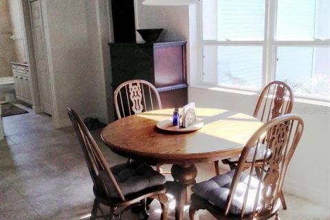 House in Cape Coral, Florida 4 bedrooms, 238.11 sq.m. № 1620300 - photo 21