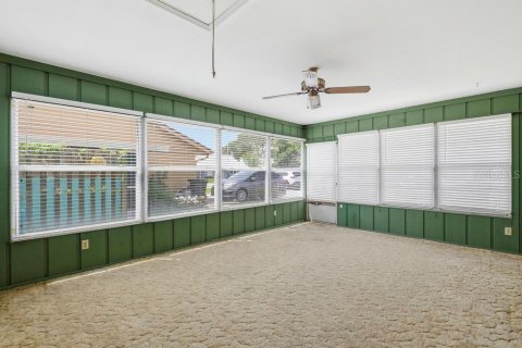House in New Smyrna Beach, Florida 2 bedrooms, 123.19 sq.m. № 2206681 - photo 9