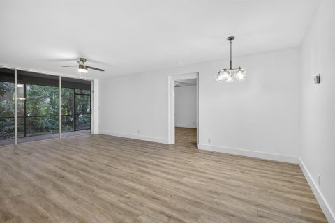 Condo in Boynton Beach, Florida, 2 bedrooms  № 2146244 - photo 20