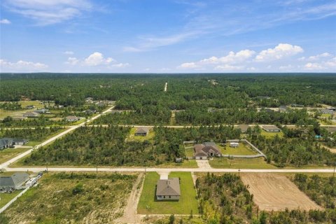 Villa ou maison à vendre à Weeki Wachee, Floride: 3 chambres, 146.79 m2 № 2389295 - photo 2