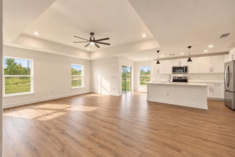 Villa ou maison à vendre à Weeki Wachee, Floride: 3 chambres, 146.79 m2 № 2389295 - photo 7