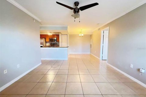 Copropriété à vendre à Kissimmee, Floride: 2 chambres, 87.05 m2 № 2099098 - photo 3
