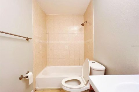 Copropriété à vendre à Kissimmee, Floride: 2 chambres, 87.05 m2 № 2099098 - photo 9