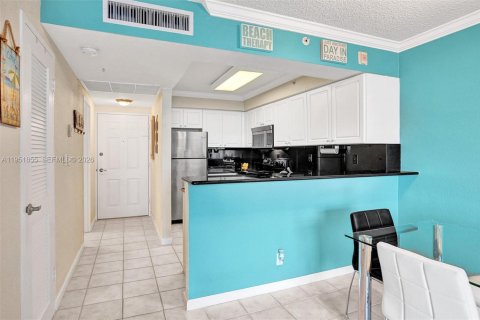 Снять в аренду кондоминиум в Холливуд, Флорида 54.81м2, № 2006068 - фото 8