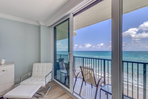 Condo in Tequesta, Florida, 3 bedrooms № 2158170 - photo 28