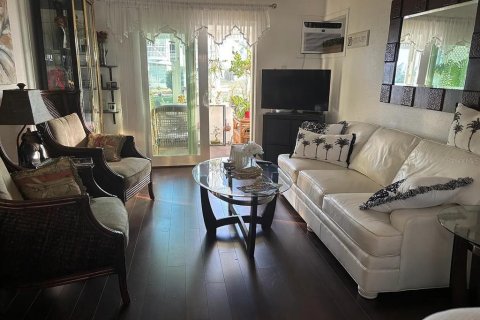 Снять в аренду кондоминиум в Брейдентон, Флорида 1 спальня, 53.51м2, № 2148963 - фото 2