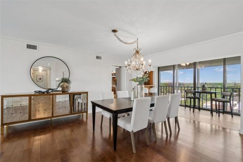Condominio en venta en Tampa, Florida, 2 dormitorios, 242.66 m2 № 2225107 - foto 22