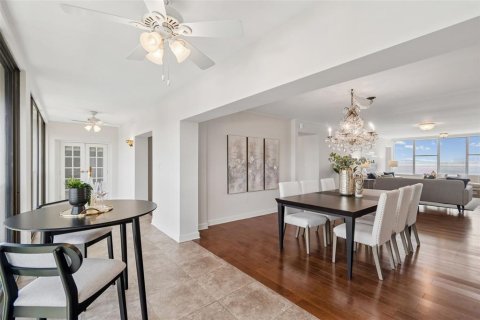 Condominio en venta en Tampa, Florida, 2 dormitorios, 242.66 m2 № 2225107 - foto 23