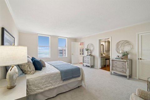 Condominio en venta en Tampa, Florida, 2 dormitorios, 242.66 m2 № 2225107 - foto 29