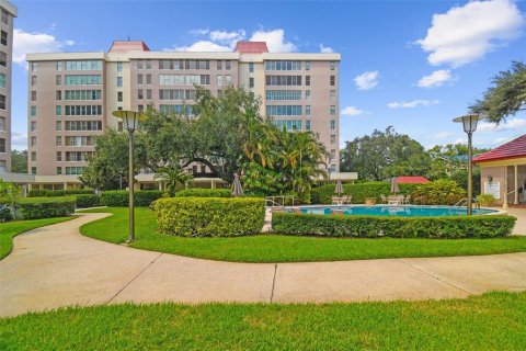 Condominio en Tampa, Florida, 2 dormitorios  № 2225107