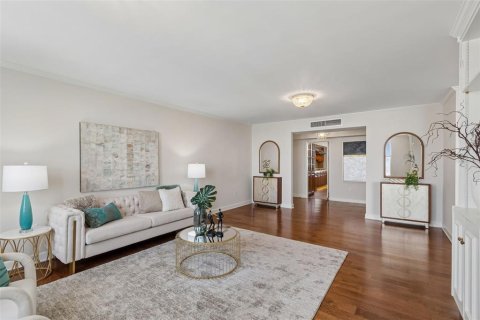 Condominio en venta en Tampa, Florida, 2 dormitorios, 242.66 m2 № 2225107 - foto 15