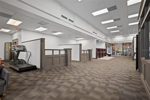 Propiedad comercial en alquiler en Tarpon Springs, Florida, 1399.85 m2 № 1915141 - foto 14