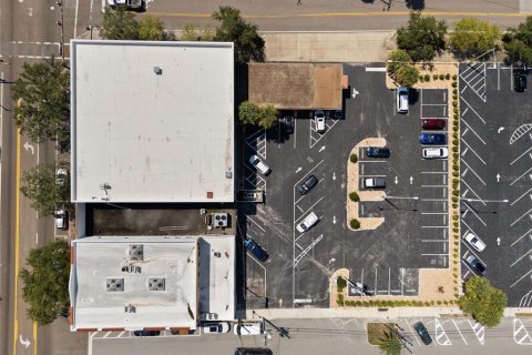Propiedad comercial en alquiler en Tarpon Springs, Florida, 1399.85 m2 № 1915141 - foto 11
