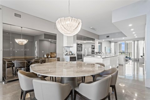 Condominio en venta en Aventura, Florida, 3 dormitorios, 248.05 m2 № 2061497 - foto 17
