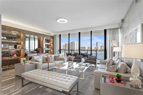 Condo in Aventura, Florida, 3 bedrooms  № 2061497