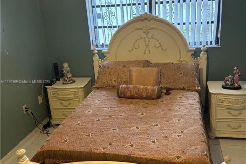 Villa ou maison à vendre à Hialeah, Floride: 3 chambres, 145.67 m2 № 1948673 - photo 22