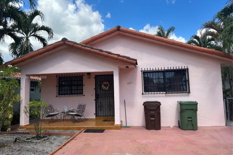 Villa ou maison à vendre à Hialeah, Floride: 3 chambres, 145.67 m2 № 1948673 - photo 2