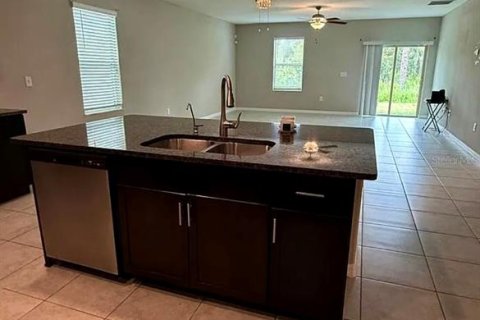 House in Riverview, Florida 5 bedrooms, 273.97 sq.m. № 2211980 - photo 4