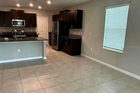 House in Riverview, Florida 5 bedrooms, 273.97 sq.m. № 2211980 - photo 5