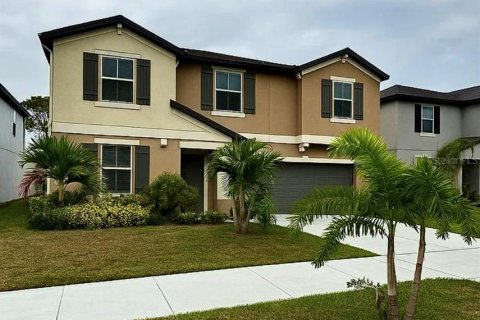 House in Riverview, Florida 5 bedrooms, 273.97 sq.m. № 2211980