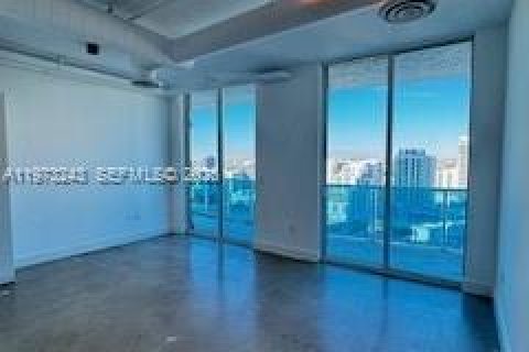 Apartment in Miami, Florida 51.65 sq.m. № 2038762 - photo 3