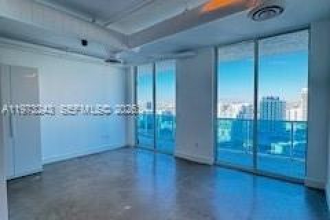 Apartment in Miami, Florida 51.65 sq.m. № 2038762 - photo 9