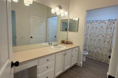 Condominio en alquiler en Orlando, Florida, 3 dormitorios, 130.81 m2 № 2219346 - foto 22