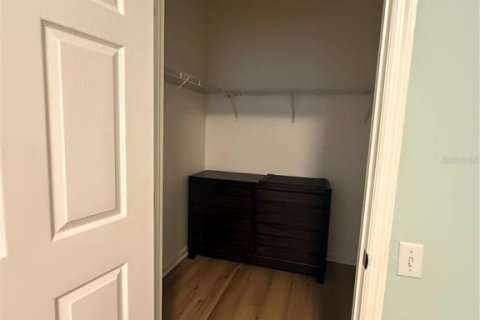 Condominio en alquiler en Orlando, Florida, 3 dormitorios, 130.81 m2 № 2219346 - foto 23