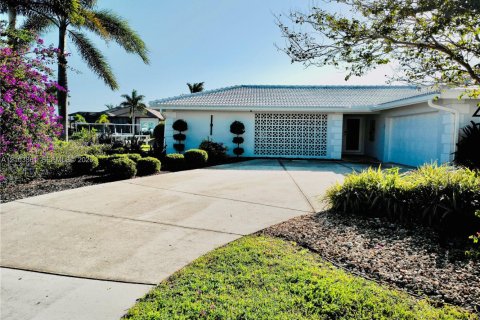 Villa ou maison à Punta Gorda, Floride 3 chambres, 128.86 m2 № 2431473