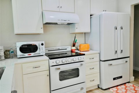 Villa ou maison à vendre à Punta Gorda, Floride: 3 chambres, 128.86 m2 № 2431473 - photo 10