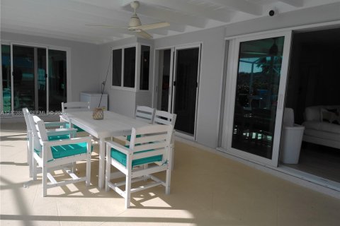 Villa ou maison à vendre à Punta Gorda, Floride: 3 chambres, 128.86 m2 № 2431473 - photo 8