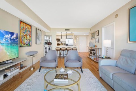 Copropriété à vendre à Aventura, Floride: 1 chambre, 80.82 m2 № 1989816 - photo 11