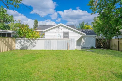 House in Winter Park, Florida 2 bedrooms, 69.58 sq.m. № 2205850 - photo 3