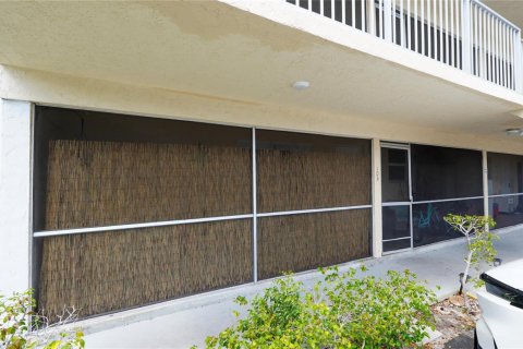 Condo in Dania Beach, Florida, 1 bedroom  № 2242269 - photo 5