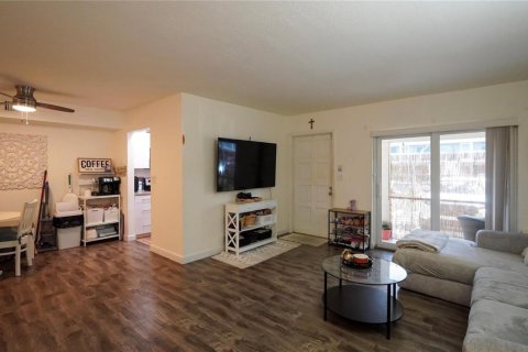 Condo in Dania Beach, Florida, 1 bedroom  № 2242269 - photo 11